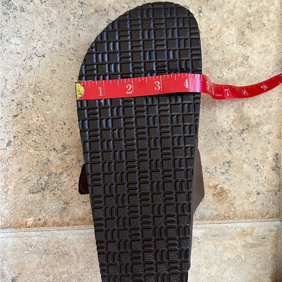 GOODFELLOW & CO. SANDALS - Picture 5 of 6